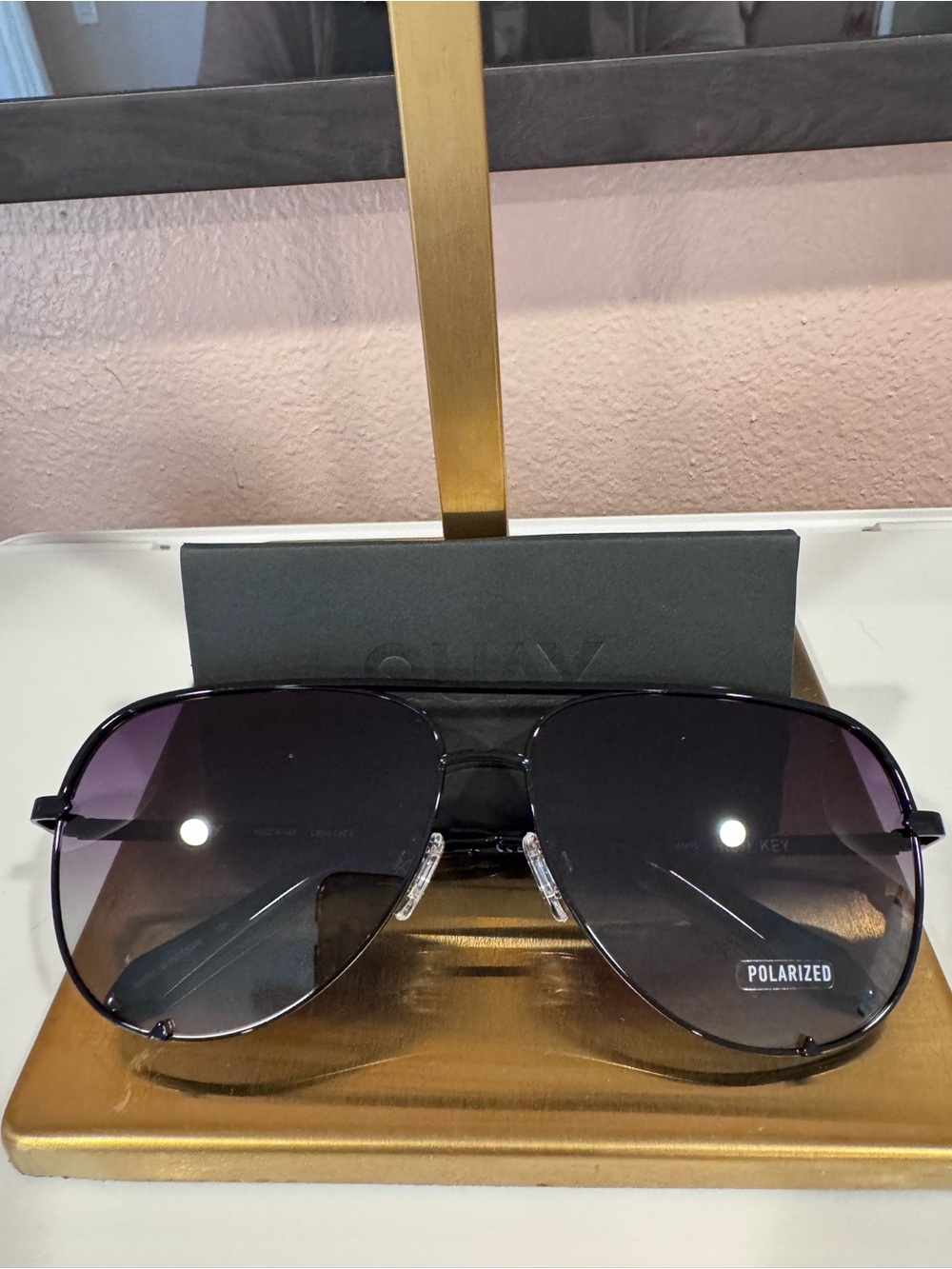 Quay Australia “High Key” Polarized Aviator Sunglasses. BNWT